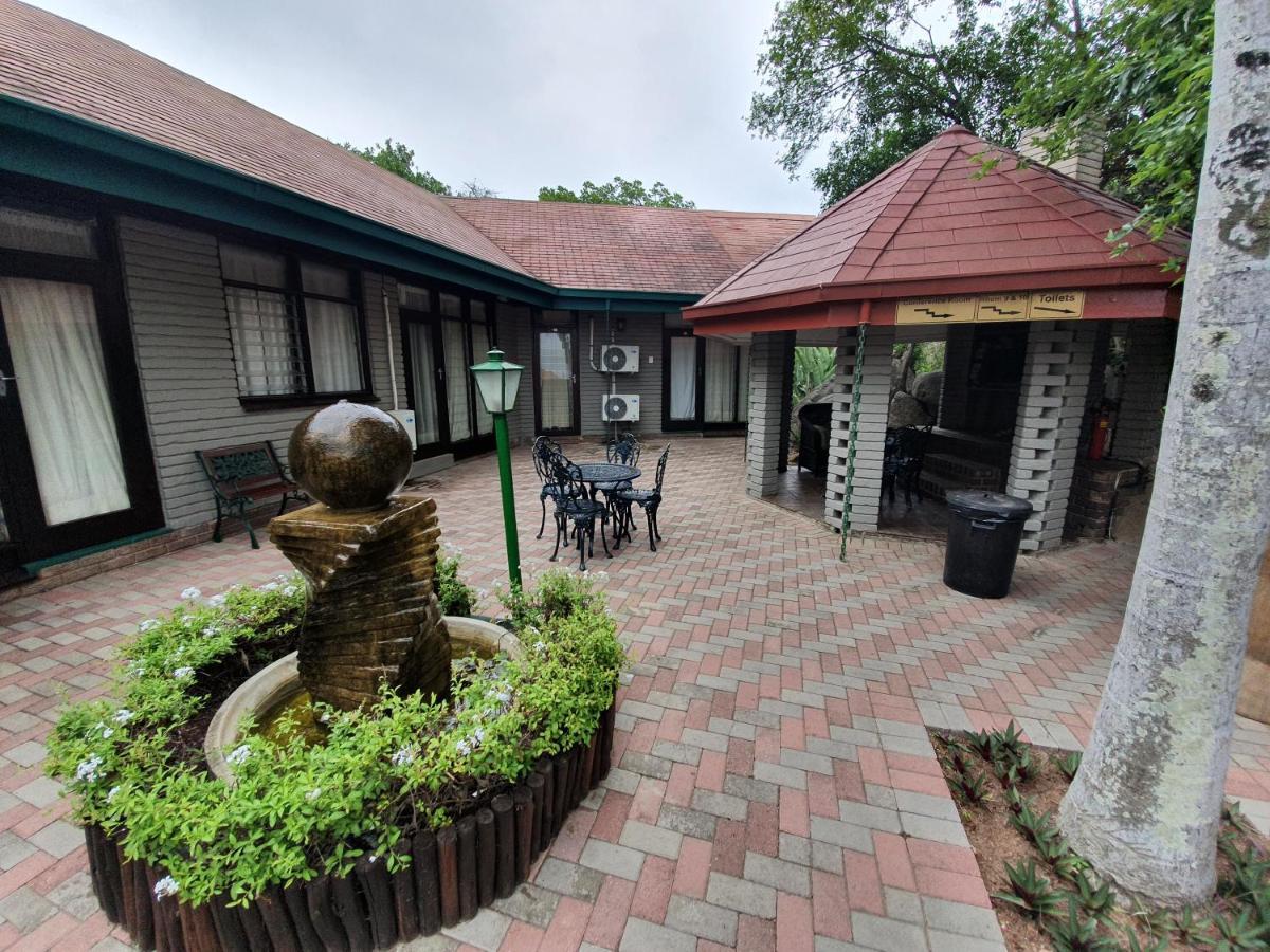 The Palms Guesthouse Mbombela Exterior foto